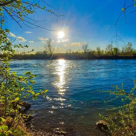 펜션 Vikendica Drinski Lad 로즈니차